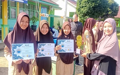 Pemberian Reward Siswa,  Tandai Penutupan Kegiatan Akhir Semester di MAN 1 Bengkulu Utara